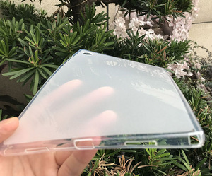 Cristal Cas Clair pour <span class=keywords><strong>Samsung</strong></span> TAB <span class=keywords><strong>A8</strong></span> <span class=keywords><strong>10</strong></span>.<span class=keywords><strong>5</strong></span> 2021 SM-X200 TPU Gel Antichoc Souple Flexible <span class=keywords><strong>Tablette</strong></span> Intelligente De Protection Couverture Arrière - Product Image 4