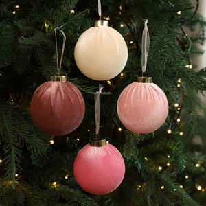 Vente directe d'usine Ensemble de boules de Noël Boule de Noël en plastique avec enveloppe en tissu pour décorations de Noël Ornements <span class=keywords><strong>Bolas</strong></span> - Product Image 4