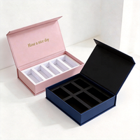 Boîte en carton rigide de luxe personnalisée avec logo imprimé, emballage cadeau premium recyclable pour les cosmétiques, les bijoux et les entreprises