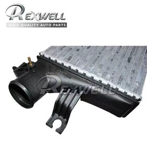 Rexwell Auto Parts <span class=keywords><strong>17940</strong></span>-<span class=keywords><strong>0L110</strong></span> <span class=keywords><strong>17940</strong></span>-0L120 Moteur Diesel Aluminium Petit Turbo Radiateur de Refroidissement Intercooler pour Toyota Hilux Revo - Product Image 3
