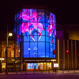 Écrans publicitaires LED P1.9-P4.81 8K étanches IP65 haute luminosité pour usage intérieur/extérieur, compatibles avec l'installation en angle droit - Product Image 5