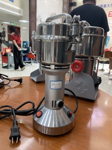 <span class=keywords><strong>Mini</strong></span> broyeur multifonctionnel à grande vitesse en acier inoxydable <span class=keywords><strong>pour</strong></span> la <span class=keywords><strong>cuisine</strong></span> à domicile <span class=keywords><strong>pour</strong></span> les petits aliments, les herbes chinoises, la boulangerie 220V - Product Image 3