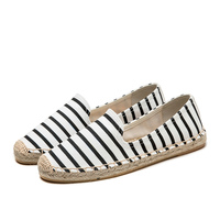 Sepatu Espadrilles Wanita Musim Panas Warna Putih Hitam Bergaris, Desain Tertutup, Motif Garis Nautikal, Model Slip On, Anyaman Jute, Loafer Datar