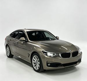 <span class=keywords><strong>BMW</strong></span> <span class=keywords><strong>Serie</strong></span> <span class=keywords><strong>3</strong></span> GT 320i Deportivo <span class=keywords><strong>2018</strong></span>, Estilo Moderno |   Puertas sin marco y RWD |   Exportación de Autos de <span class=keywords><strong>Segunda</strong></span> <span class=keywords><strong>Mano</strong></span> - Product Image 3