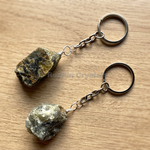 Porte-clés en cristal naturel transparent brut 30-45mm - Product Image 3