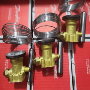   Vanne d'expansion thermostatique Tex5 067b3250 067b3251 en laiton avec bulbe thermosensible, composant séparé - Product Image 1