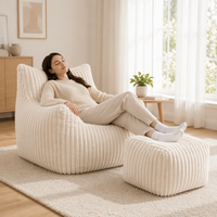 Fauteuil pouf en peluche douce avec rembourrage en mousse à mémoire de forme, design moderne pour adultes et enfants - Un siège avec accoudoirs pour salon