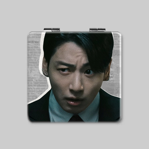 Specchio Portatile Pieghevole Quadrato Bifacciale per Trucco KPOP Idol Bangtan Boys 2026 <span class=keywords><strong>World</strong></span> <span class=keywords><strong>Tour</strong></span> ARIRANG 2.0 - Vendita all'Ingrosso - Product Image 1