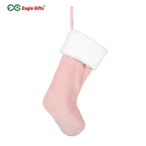 EAGLEGIFTS Nouveauté 2025 <span class=keywords><strong>Chaussettes</strong></span> <span class=keywords><strong>de</strong></span> <span class=keywords><strong>Noël</strong></span> <span class=keywords><strong>à</strong></span> motif <span class=keywords><strong>de</strong></span> renne <span class=keywords><strong>à</strong></span> carreaux blancs et gris, décorations <span class=keywords><strong>de</strong></span> <span class=keywords><strong>Noël</strong></span> <span class=keywords><strong>à</strong></span> rayures roses, <span class=keywords><strong>chaussettes</strong></span> cadeaux pour bonbons - Product Image 4