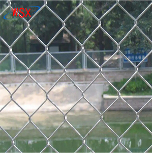 <span class=keywords><strong>รั้ว</strong></span>ลวดตาข่ายราคาถูกพร้อมเสาแบบม้วนสำหรับที่ดินขนาดเฮกตาร์ <span class=keywords><strong>ราคา</strong></span>ของรั้วตาข่าย - Product Image 1