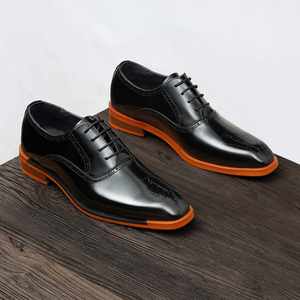 Chaussures habillées pour hommes, style Oxford, élégantes, en cuir, pour les occasions spéciales, de haute qualité, personnalisables, vente en gros - Product Image 5
