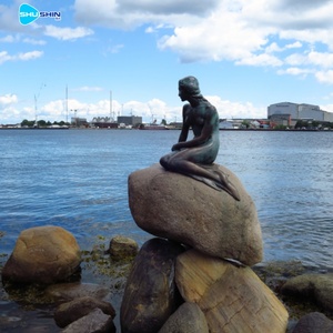 Escultura de Jardín de Bronce de Tamaño Real de Sirena Sentada sobre una Roca, con Acabado Patinado y Forma Personalizada - Product Image 4