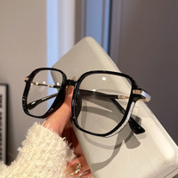 Monture de lunettes tendance pour femme, grande taille, carrée, anti-lumière bleue, collection 2026, vente en gros