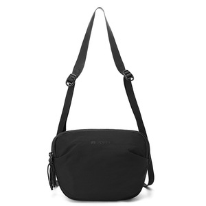 Sac bandoulière léger et imperméable We Power pour homme, couleur unie, pour le quotidien, les trajets et les voyages, collection Printemps 2025 - Product Image 2