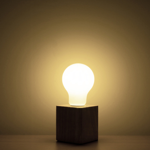 Vente chaude Smart <span class=keywords><strong>Filament</strong></span> Lamp APP Control peut être obscurci ampoules en verre <span class=keywords><strong>Led</strong></span> <span class=keywords><strong>Filament</strong></span> High Lumen 3CCT E26 E27 <span class=keywords><strong>Led</strong></span> <span class=keywords><strong>Filament</strong></span> - Product Image 4