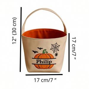 Cubo de Lona Personalizable para Halloween con Bordado de Calabazas, Murciélagos y Telarañas, Personalizable con el Nombre del Niño - Product Image 3
