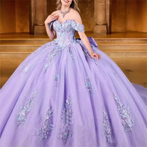 Vestido <span class=keywords><strong>de</strong></span> Quinceañera Estilo Palacio <span class=keywords><strong>de</strong></span> Alta Gama con Falda Abullonada y Hombros Descubiertos para Actuación Vocal Femenina, Boda y Novia 2025 - Product Image 1