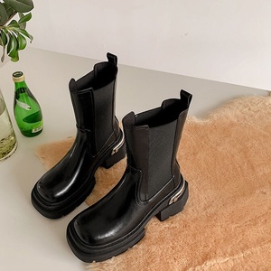 Zapato Artesanal de Una Sola Pieza con Hebilla Grande, Estilo Retro, Tacón Redondo, Cuero Genuino, Impermeable, Duradero, Suela Blanda Antideslizante - Product Image 1