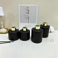 Bouteille en verre ronde pour diffuseur à bâtonnets, personnalisée, 50 ml, 100 ml, noir mat, blanc, colorée, avec bouchon à vis, sérigraphie, emballage carton