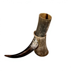 Corne de bière Viking de buffle naturel support d'animaux sculpté accessoires de barre nautique pour les reconstitutions de festivals disponibles en vrac - Product Image 2