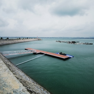 2025 nuovo Design sicuro pontone galleggiante ponte <span class=keywords><strong>idrovolante</strong></span> in lega di alluminio sistema di Dock galleggiante - Product Image 5