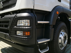 Camion lourd SINOTRUK HOWO TX 400HP économique, configuration originale complète, conduite à gauche, <span class=keywords><strong>Euro</strong></span> 2, exportation vers le Gabon, Afrique - Product Image 6
