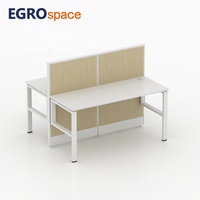 Solution de mobilier de bureau EGROspace : Poste de travail modulaire combiné pour personnel avec bancs intégrés
