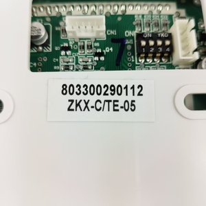 คอนโทรลเลอร์แบบมีสาย 803300290112 ZKX-CTE-05 สำหรับเครื่องปรับอากาศแบบรวมศูนย์ - Product Image 3