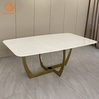 Meubles de salle à manger au design moderne populaire Table à manger en marbre naturel