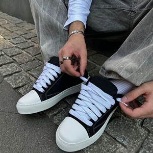 Chaussures décontractées respirantes de haute qualité en toile à lacets avec semelle en caoutchouc pour femmes et hommes, chaussures de sport 2026, nouvelles chaussures en toile tendance en gros - Product Image 1