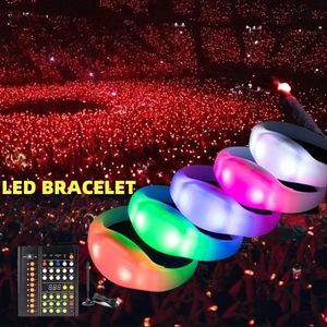 Bracelet lumineux LED personnalisé à télécommande pour supporters de football Longstargift, amplificateur d'ambiance pour stades, visibilité visuelle pour spectateurs - Product Image 2
