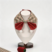 Bandana triangulaire à carreaux pour chiens et chats - Accessoire doux et respirant, vente en gros pour événements festifs