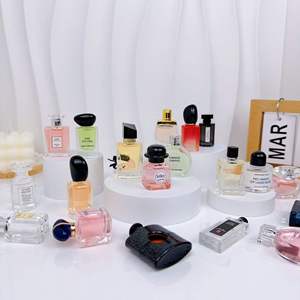 5ml 10ml Handige Mini Versie Q Sample Parfumspray met Bloemengeur voor Vrouwen, voor onderweg, EDP Cologne Geur - Product Image 4