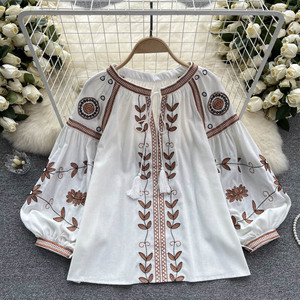 Kaus Musim Panas Wanita Blus Bordir Gaya Boho Retro Atasan Jubah Kemeja Kimono Lengan Kelelawar Hem Renda Longgar Blusa Feminina - Product Image 2