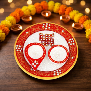 Magnifique plateau de prière (Pooja Thali) fait main en marbre blanc Makrana, décoré de motifs dorés de style Rajasthani, pour la décoration de la maison, Diwali, Ramadan, et les cérémonies de remise des diplômes. - Product Image 3