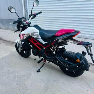 <span class=keywords><strong>Moto</strong></span> de rue compacte <span class=keywords><strong>Benelli</strong></span> TNT125 125cc d'occasion en bon état, <span class=keywords><strong>moto</strong></span> abordable pour la vente en gros mondiale - Product Image 2
