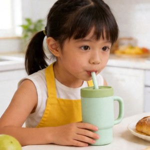 <span class=keywords><strong>Gobelet</strong></span> d'apprentissage en silicone pour enfants 300 ml, sans BPA, qualité alimentaire, avec poignée antidérapante, tasse à eau portable pour tout-petits, <span class=keywords><strong>gobelet</strong></span> à boire pour bébé - Product Image 4