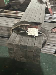 Batang Logam Persegi Cold Drawn 1045 Kekuatan Tinggi untuk Rangka Mesin - Product Image 5