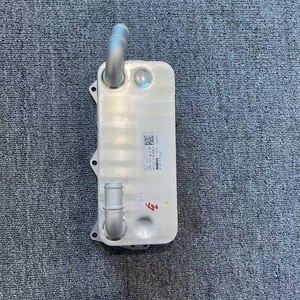 Refroidisseur d'huile moteur pour Bentley Flying Spur Continental GT V8 4.0T, pièce de rechange du système de refroidissement en aluminium, référence OE 079117015 - Product Image 5