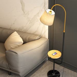 Nordique Décor <span class=keywords><strong>À</strong></span> La Maison Lamparas De Pie Chevet Moderne Hôtel De Luxe Salon Chambre Or Led Arche Lampadaire Avec Table - Product Image 1