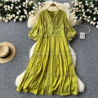 Robe longue pour femme, style bohème ethnique, col en V, broderie ajourée à pampilles