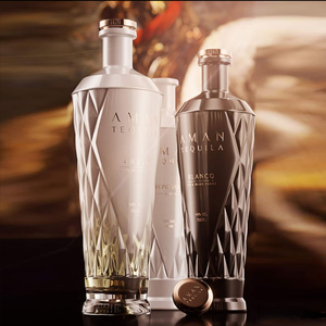 Bouteille de <span class=keywords><strong>tequila</strong></span> en verre noire en gros, 500 ml, 750 ml, avec bouchon en liège, pour <span class=keywords><strong>tequila</strong></span> et boîte personnalisable - Product Image 4