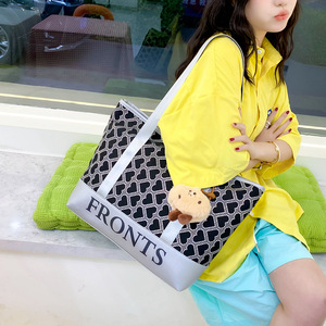Fronts Women's Tote Bag Black White Zigzag Pattern Shoulder Crossbody Bag Spring 2024 Fashionable Design Everyday Use - Product Image 2