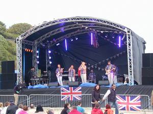 Shinzo — scène extérieure en aluminium, présentoir de qualité supérieure - Product Image 2