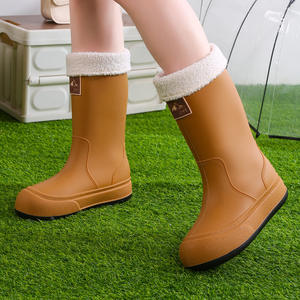 Botas de Lluvia Unisex para las Cuatro Estaciones, Botines Impermeables de PVC, Zapatos de Goma Antideslizantes para el Trabajo - Product Image 3