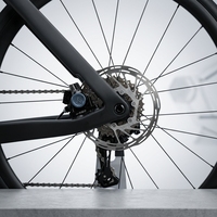Vélo de course TT KOZO Gen2 Shimano105 700C entièrement en fibre de carbone avec frein à disque, dérailleur électrique sans fil, 24 vitesses, avec pédale ordinaire