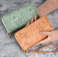 Dompet Panjang Wanita Motif Bunga Embos PU, Dompet Clutch Mewah, Dompet Passport Fashion, Tempat Kartu Desainer dengan Tali Pergelangan Tangan