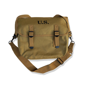 Sac à dos Shero en toile imperméable style Musette Fielag, inspiré des sacs de la Seconde Guerre mondiale (WWII), en promotion - Product Image 1
