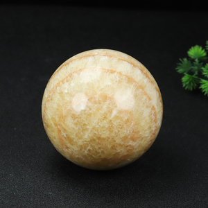 คริสตัลควอทซ์ธรรมชาติหยกขนาด9.5ซม. ประดับด้วยลูกหยกขนาดใหญ่ - Product Image 2