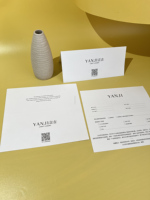 Cartes de remerciement pliées personnalisées avec texte noir, inserts en carton beige chaud pour les marques de vêtements et d'habillement